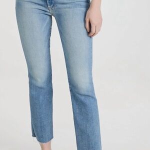 MOTHER The Hustler Ankle Fray Jeans – Au Revoir (Light Wash)